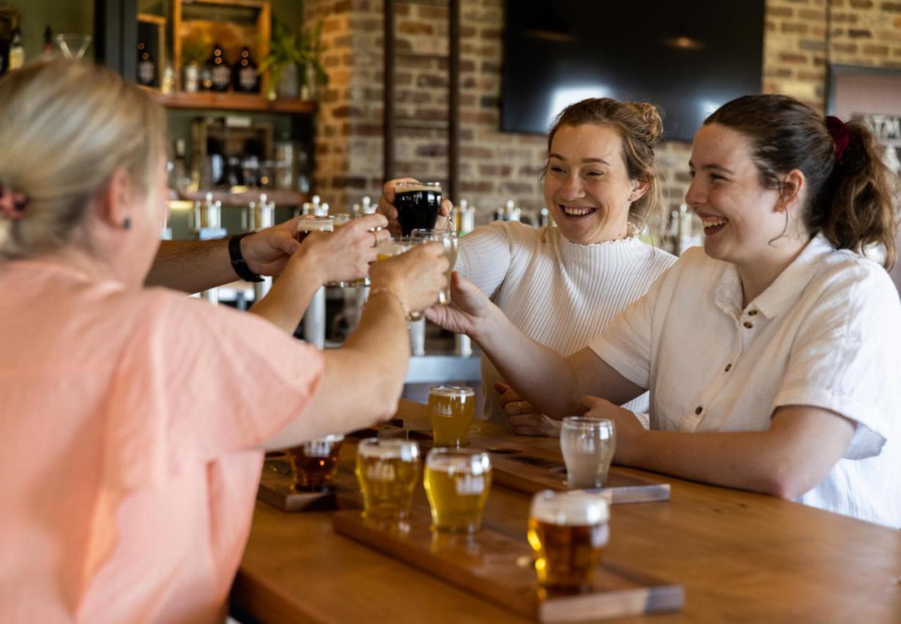 Hunter Valley Resort, Hunter Farm Adventure Centre & 4 Pines At The Farm Pokolbin Esterno foto